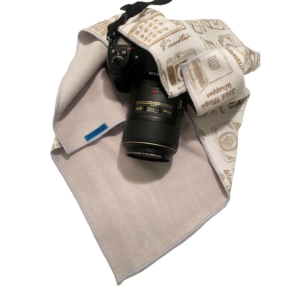 Ulanzi Protective Wrap, Anti-scratch Lens Camera Wrap, Lens protector, Magic  Self-Adhesive Cloth Protective Camera Wrapper for DSLR/Camera  Lens/Phone/Accessories